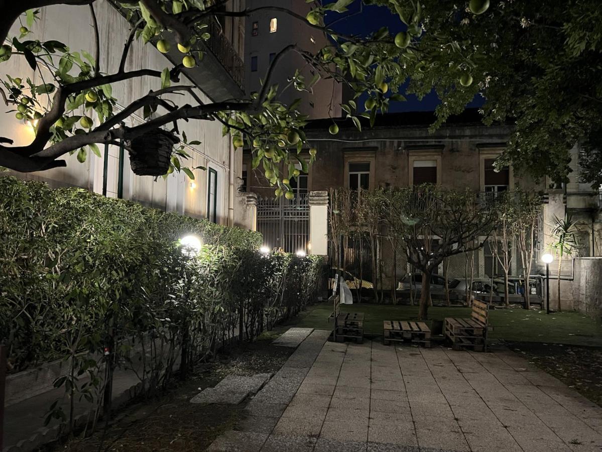 Il Giardino E Gli Affreschi Panzió Catania Kültér fotó